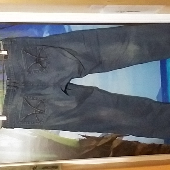 Kut from the Kloth Catherine boyfriend jeans - Picture 1 of 9